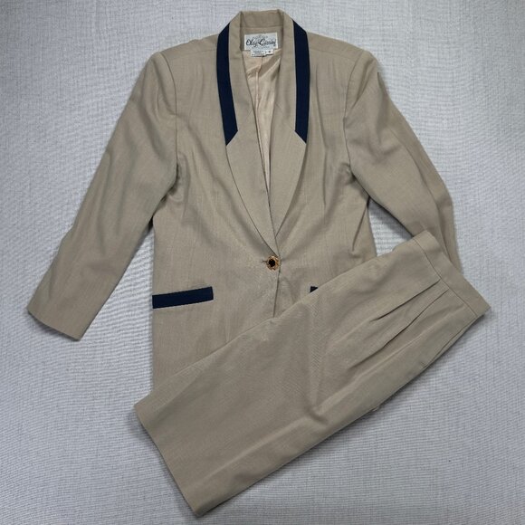 Vintage Oleg Cassini Skirt Suit Set Beige Navy Trim Pencil Straight Size 16 - Picture 1 of 16